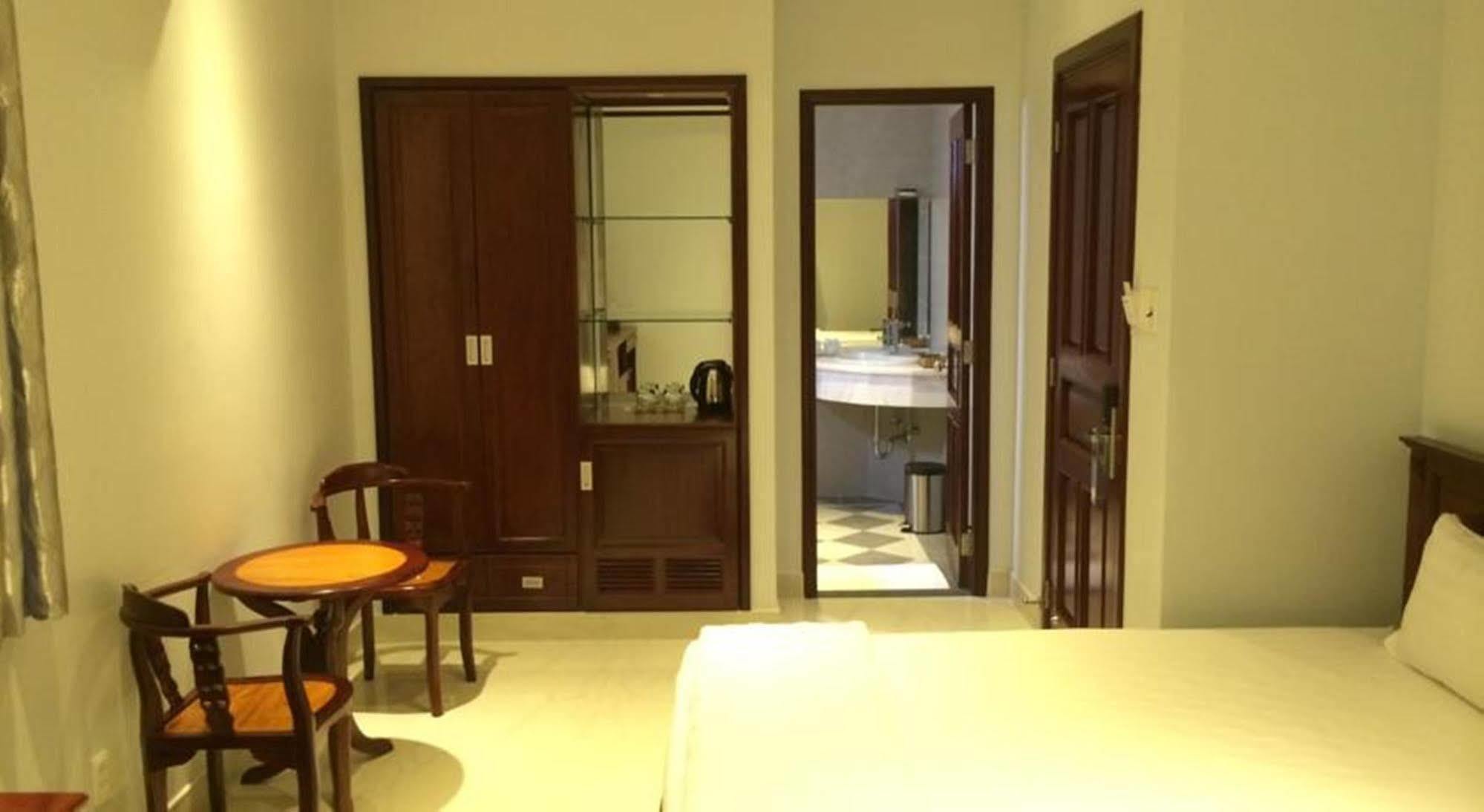 הו צ'י מין סיטי Phoenix Hotel Saigon מראה חיצוני תמונה